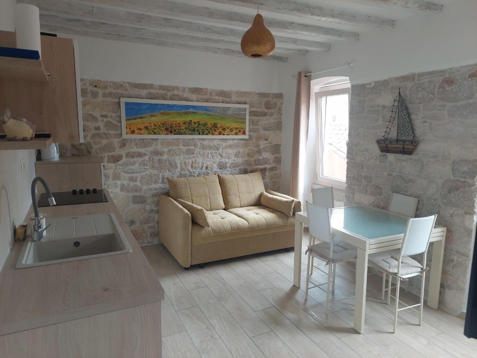 Apartment Lino - City Center Rovinj Extérieur photo